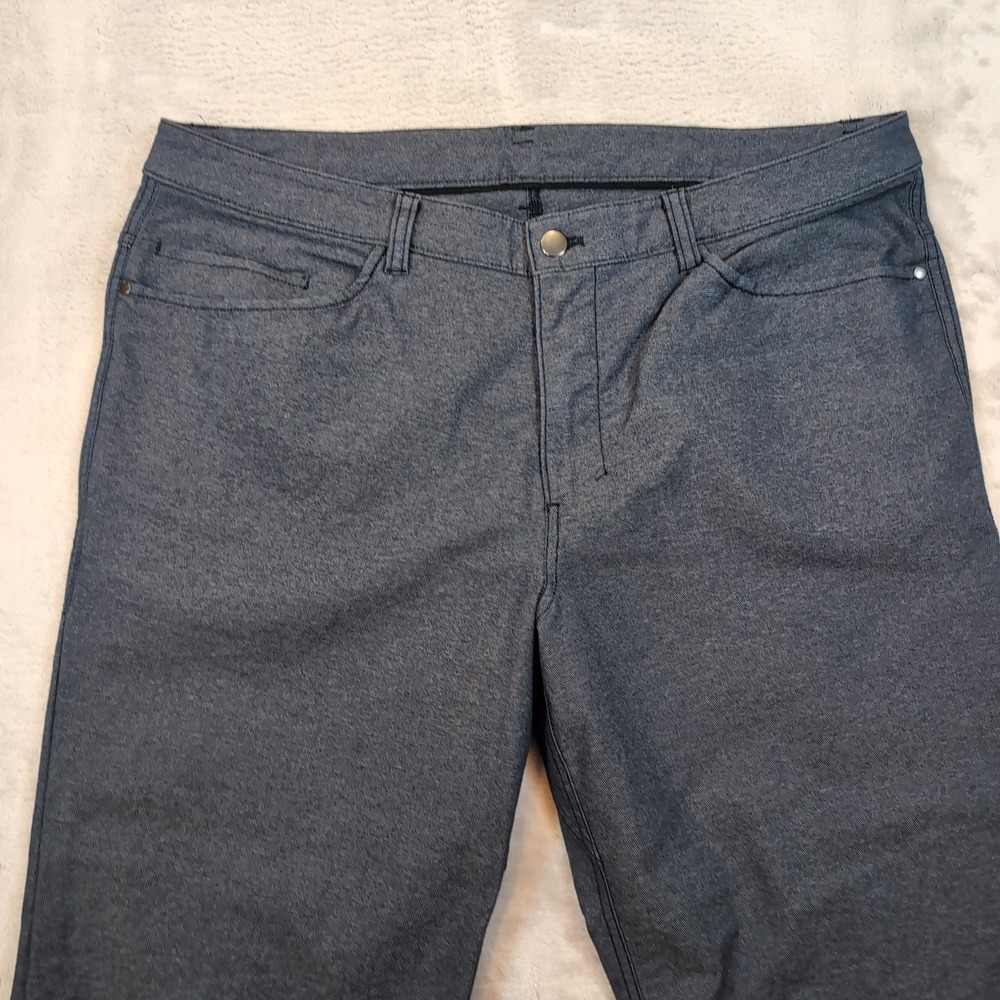 Lululemon ABC Pant Classic Mens Size 36x33 Gray Tech Canvas Straight Five Pocket - Picture 4 of 10